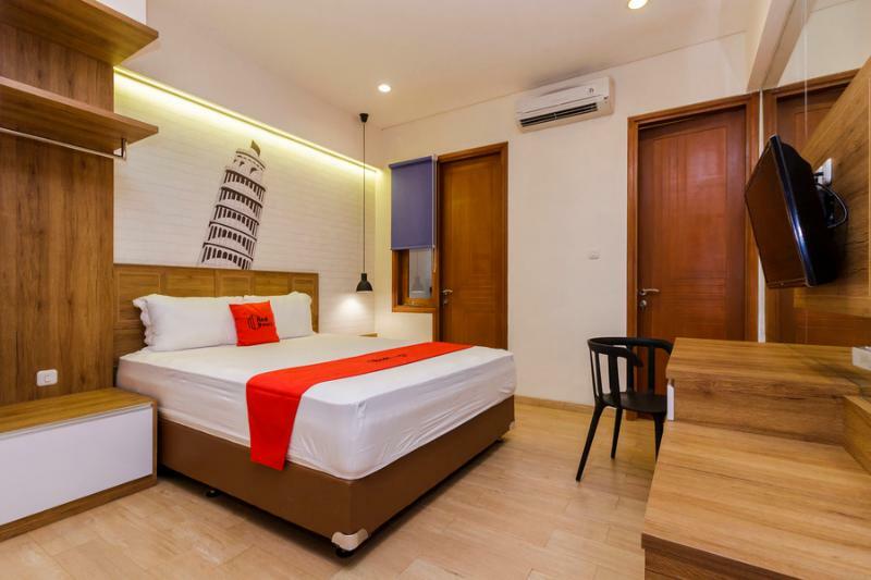 Reddoorz Plus @ Cbd Bintaro South Tangerang Buitenkant foto